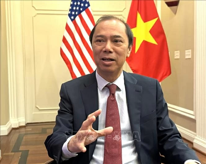 Đại sứ Việt Nam tại Mỹ Nguyễn Quốc Dũng. Đại sứ Việt Nam tại Mỹ Nguyễn Quốc Dũng.