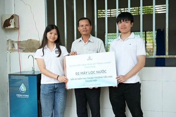 Học sinh hỗ trợ cải thiện nguồn nước tại trường học Học sinh hỗ trợ cải thiện nguồn nước tại trường học