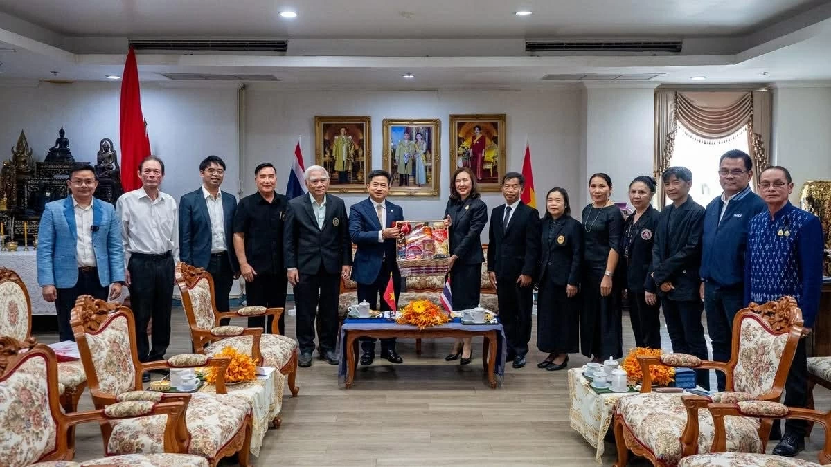 Thúc đẩy quan hệ hợp tác giữa Việt Nam và các tỉnh Đông Bắc Thái Lan