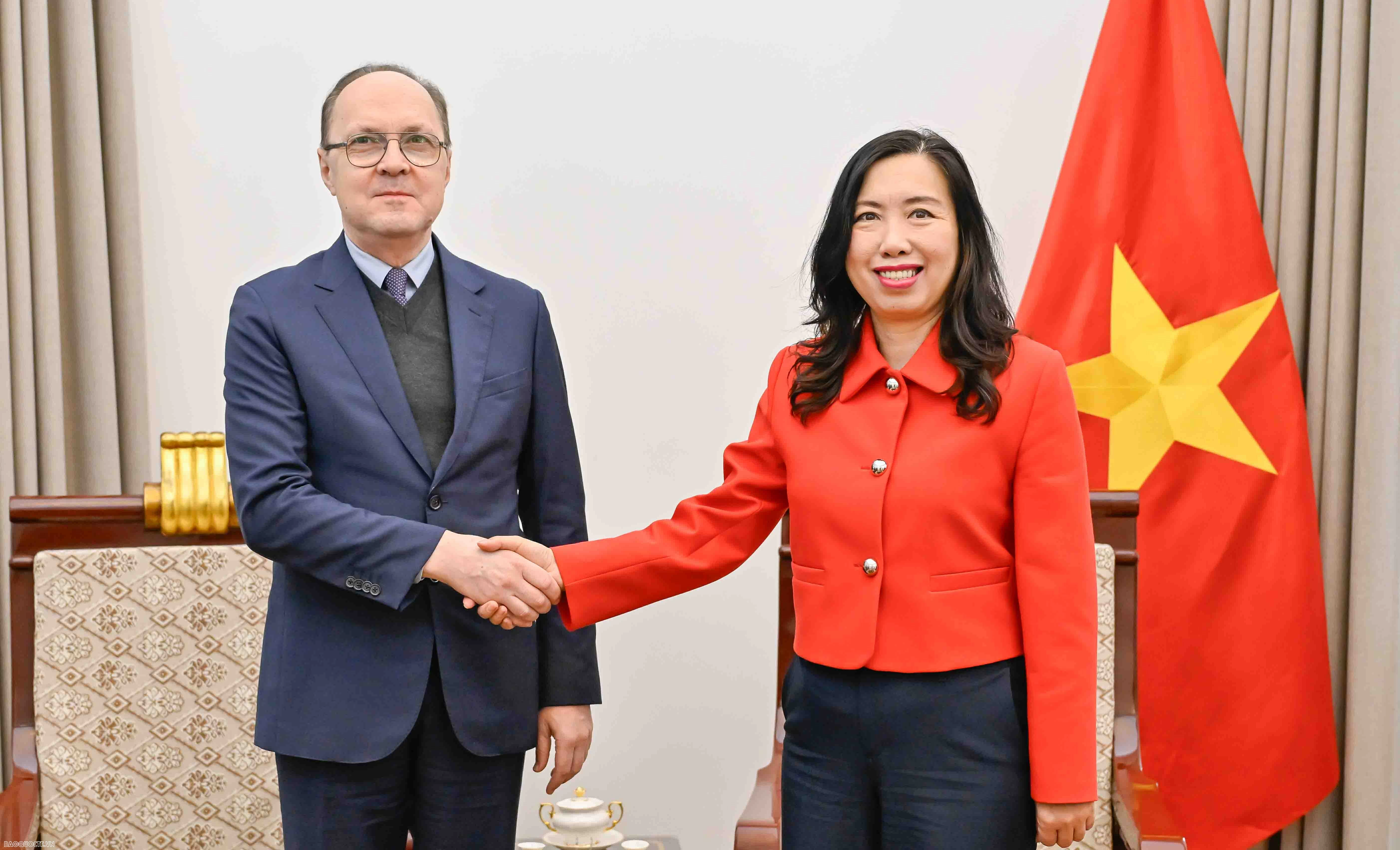 Đại sứ Nga tại Việt Nam quan tâm theo dõi và hiểu rõ ý nghĩa quan trọng của Đại hội XIV của Đảng Cộng sản Việt Nam