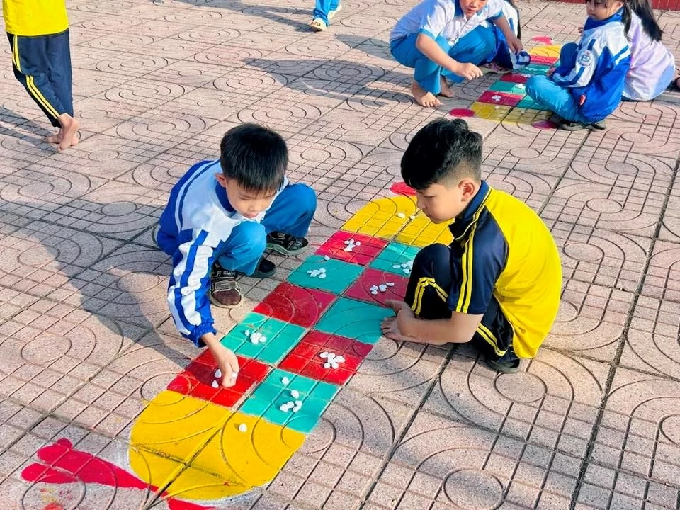 Đổi mới họp phụ huynh ở tiểu học: Từ 'mệnh lệnh hành chính' sang 'yêu thương và đồng hành'