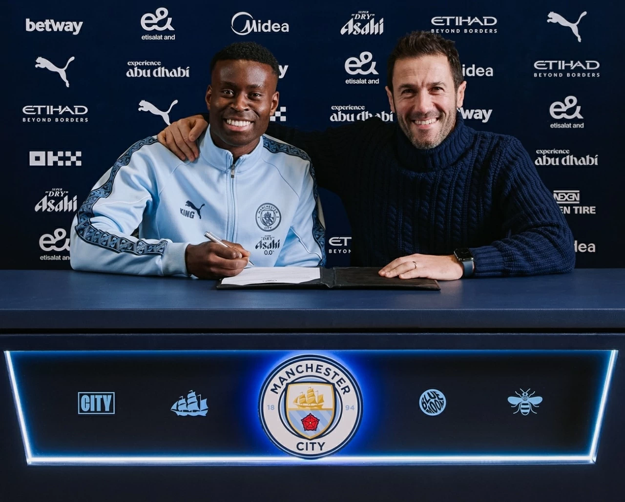 Marc Guehi hưởng lương cao thứ hai tại Man City