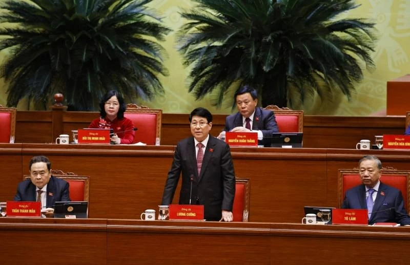 Đồng chí Lương Cường, Ủy viên Bộ Chính trị, Chủ tịch nước điều hành phiên thảo luận. Ảnh: TTXVN