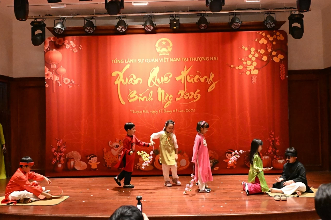 Xuân Bính Ngọ 2026 ấm áp tại khu vực Hoa Đông, Trung Quốc