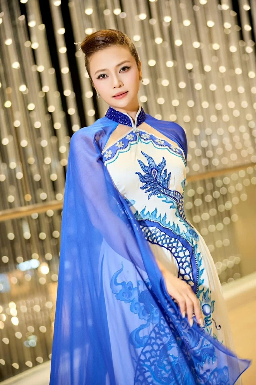 Diễn viên Kiều Anh đẹp đằm thắm trong phim Gia đình trái dấu