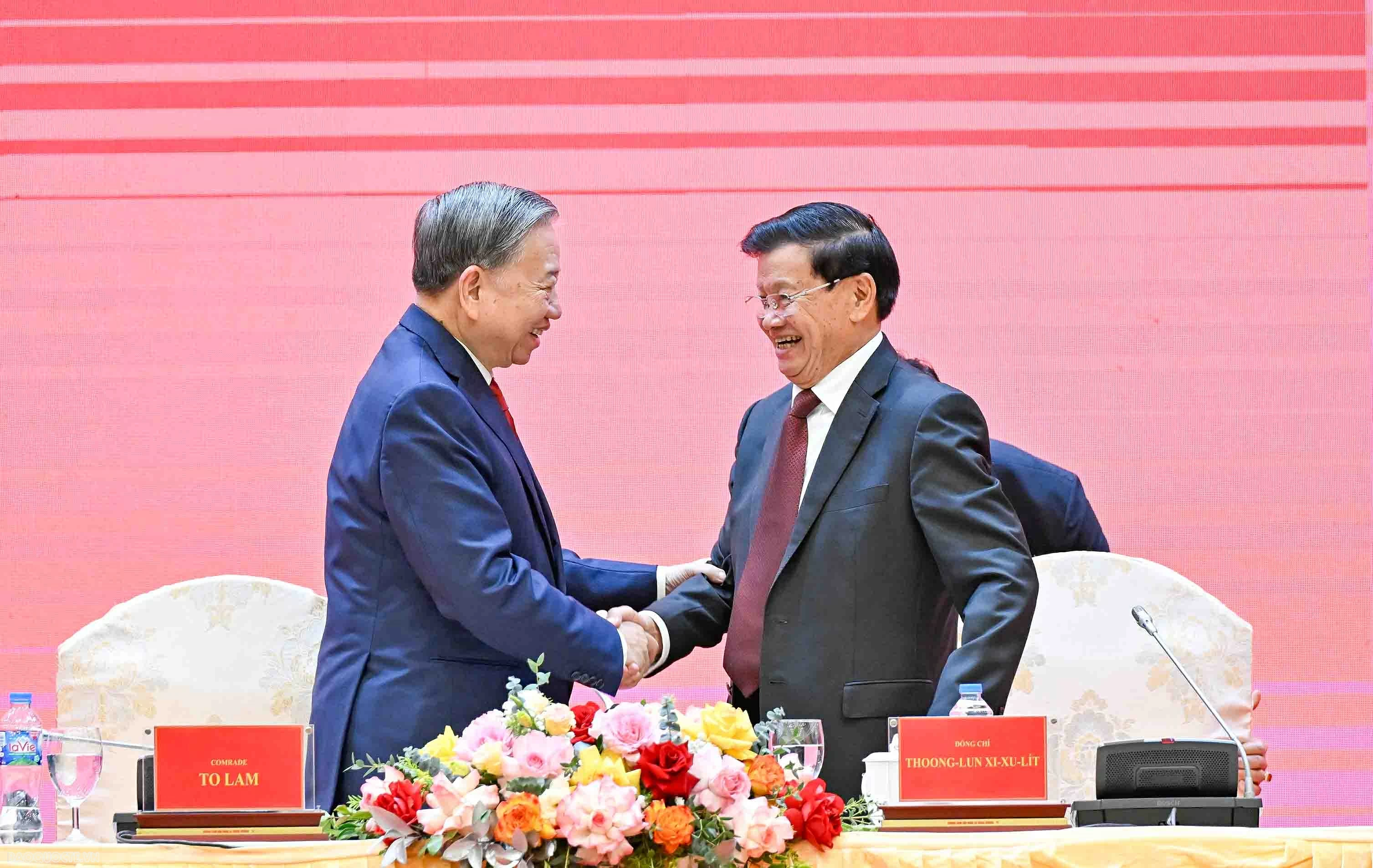 Thông tin về kết quả đại hội lào