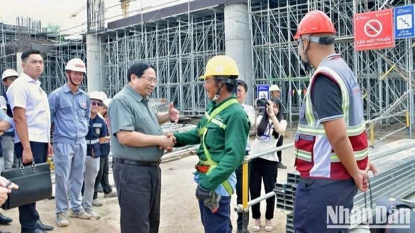 Thủ tướng Phạm Minh Chính kiểm tra các công trình trọng điểm phục vụ APEC 2027