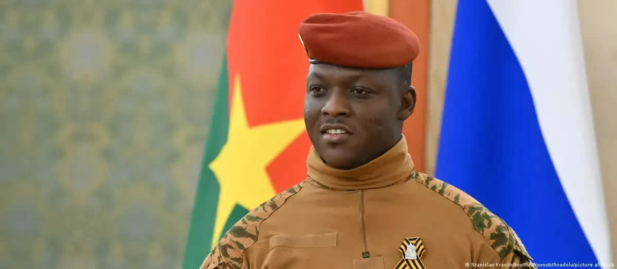 Chính quyền quân sự Burkina Faso toan tính giải thể toàn bộ đảng phái chính trị Chính quyền quân sự Burkina Faso toan tính giải thể toàn bộ đảng phái chính trị