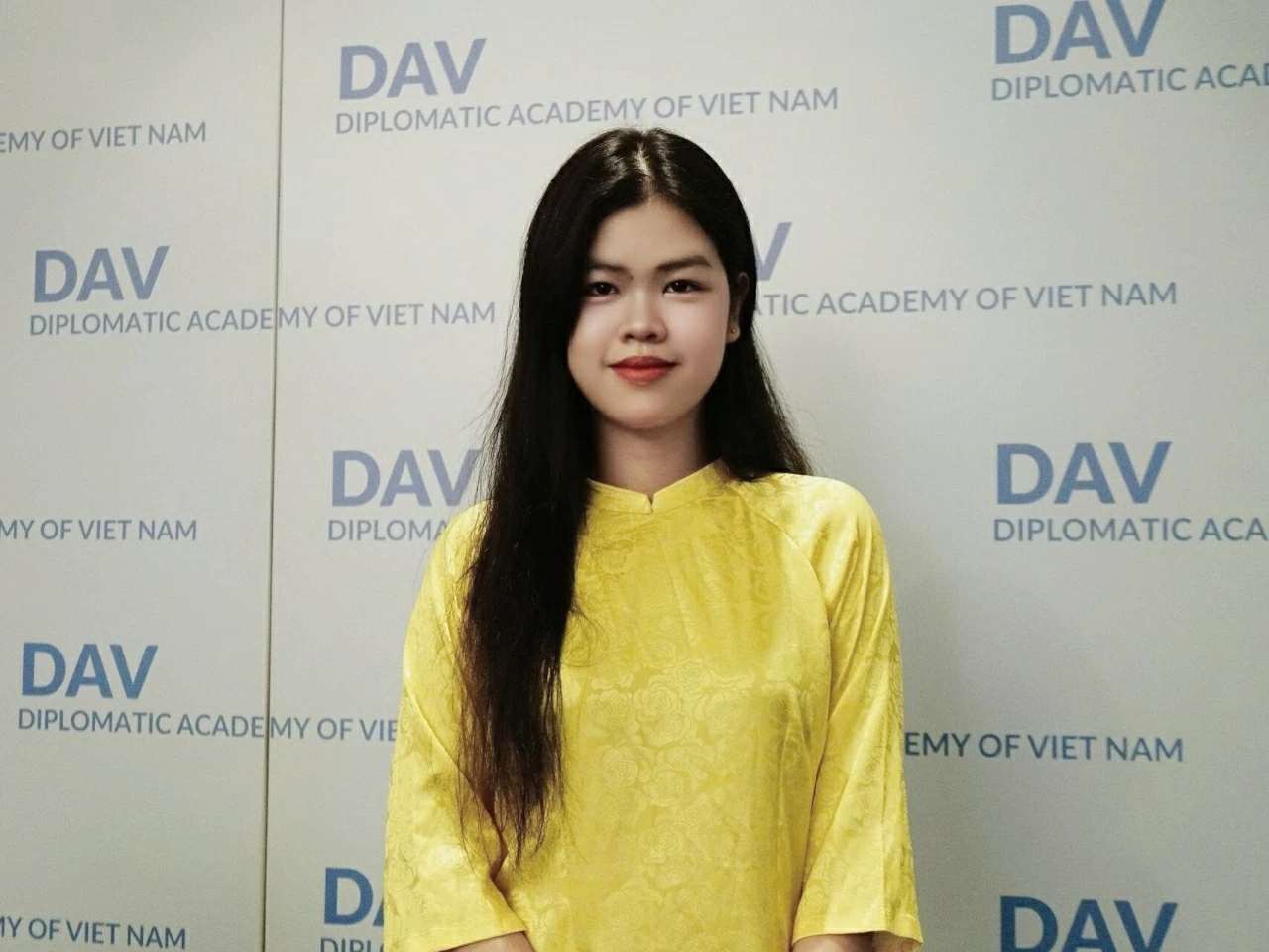 Báo Tết: Mùa Xuân mới, thế vận mới: Tâm tư và khát vọng của lớp trẻ Ngoại giao