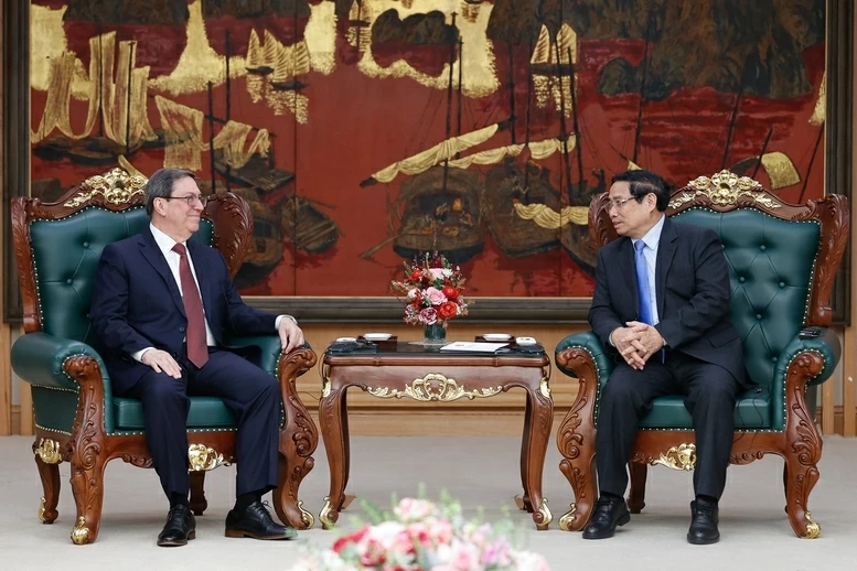 Thủ tướng đề nghị hai bên phát huy tối đa vai trò của cơ chế Ủy ban liên Chính phủ Việt Nam-Cuba và các cơ chế hợp tác cấp bộ, ngành - Ảnh: VGP/Nhật Bắc Thủ tướng đề nghị hai bên phát huy tối đa vai trò của cơ chế Ủy ban liên Chính phủ Việt Nam-Cuba và các cơ chế hợp tác cấp bộ, ngành - Ảnh: VGP/Nhật Bắc