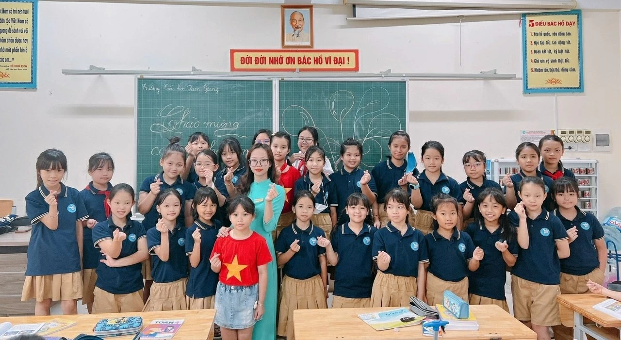 Bộ GD&ĐT ban hành quy tắc ứng xử của nhà giáo