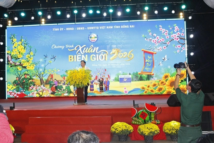 Chủ tịch UBND tỉnh Đồng Nai Nguyễn Văn Út phát biểu tại chương trình Chủ tịch UBND tỉnh Đồng Nai Nguyễn Văn Út phát biểu tại chương trình