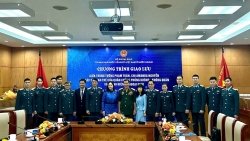 Nữ phi hành gia Amanda Nguyễn truyền cảm hứng 