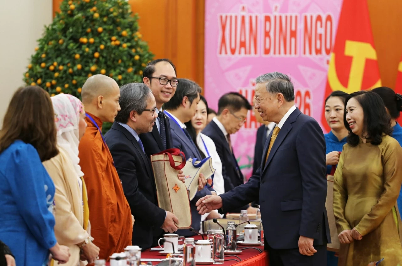 Đặc san HNNG_Để nguồn lực mềm tạo ra sức mạnh cứng