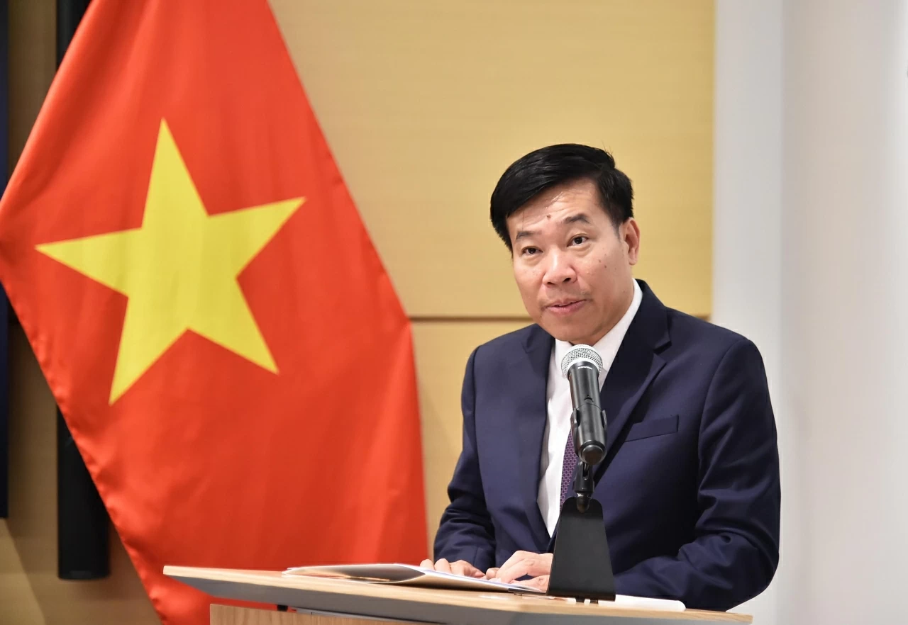 Ủy viên Trung ương Đảng, Thứ trưởng Ngoại giao Nguyễn Mạnh Cường mở ra khởi đầu mới đầy triển vọng, thể hiện thiện chí và cam kết của Canada trong việc đưa Quan hệ Đối tác Toàn diện Việt Nam – Canada lên tầm cao mới. 