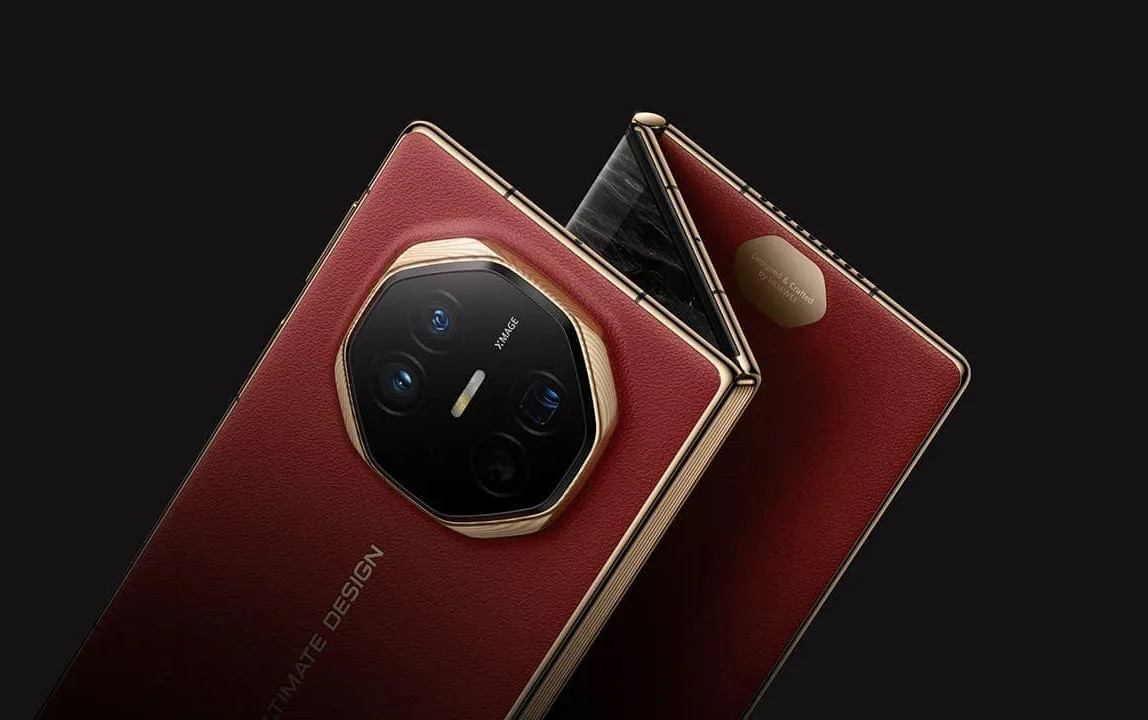 Huawei Mate XT.jpg