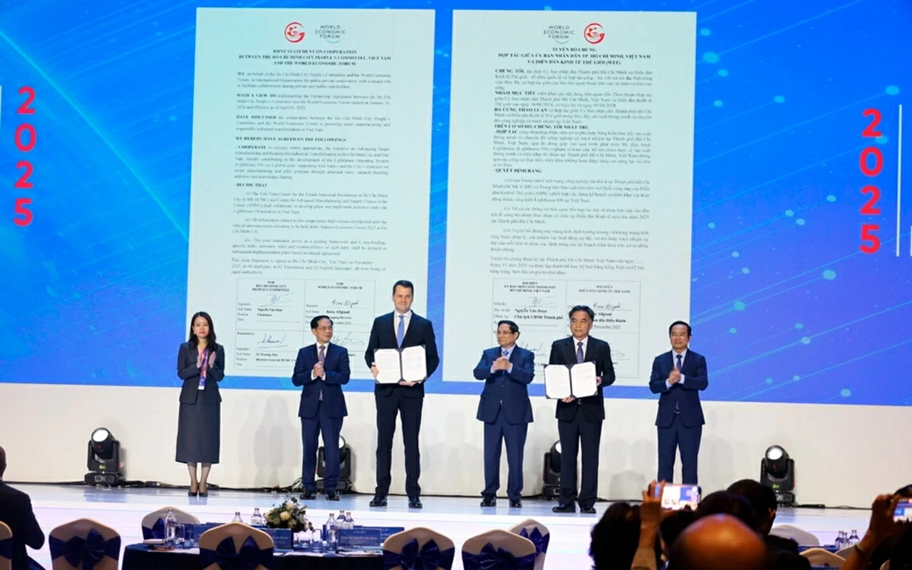 Ngoại giao kinh tế 2025:   Xoay chuyển tình thế, khơi thông nguồn lực, kiến tạo không gian phát triển mới