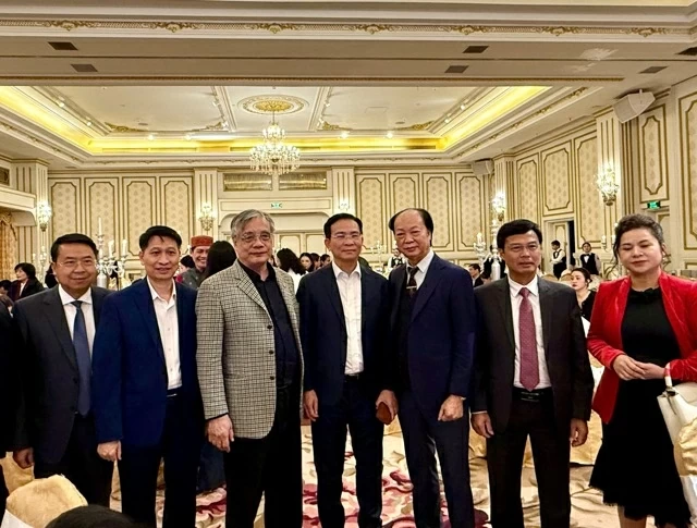 Doanh nhân Nguyễn Đình Thắng tham dự Hội thảo tại Đà lạt - Lâm Đồng.