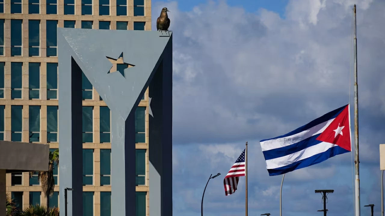 Cuba bắn hạ 4 tay súng trên tàu cao tốc treo cờ Mỹ