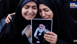 Biển người đổ ra đường phố Tehran tiễn biệt Lãnh tụ tối cao Iran