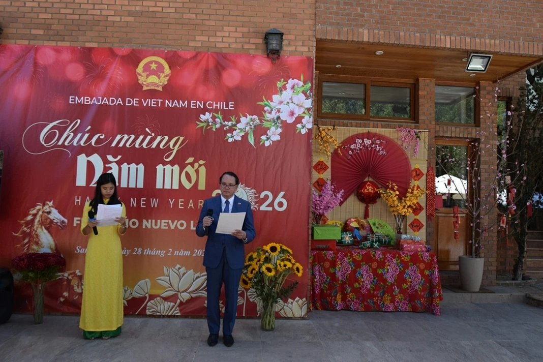 Đón Tết cổ truyền Bính Ngọ tại Đại sứ quán Việt Nam ở Chile, hướng tới kỷ niệm 55 năm quan hệ ngoại giao