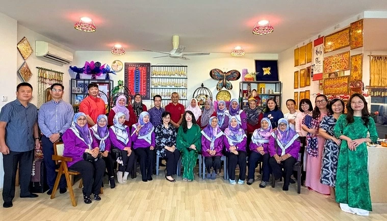 Đưa văn hóa vào hoạt động đối ngoại và kết nối đối tác tại Brunei Darussalam