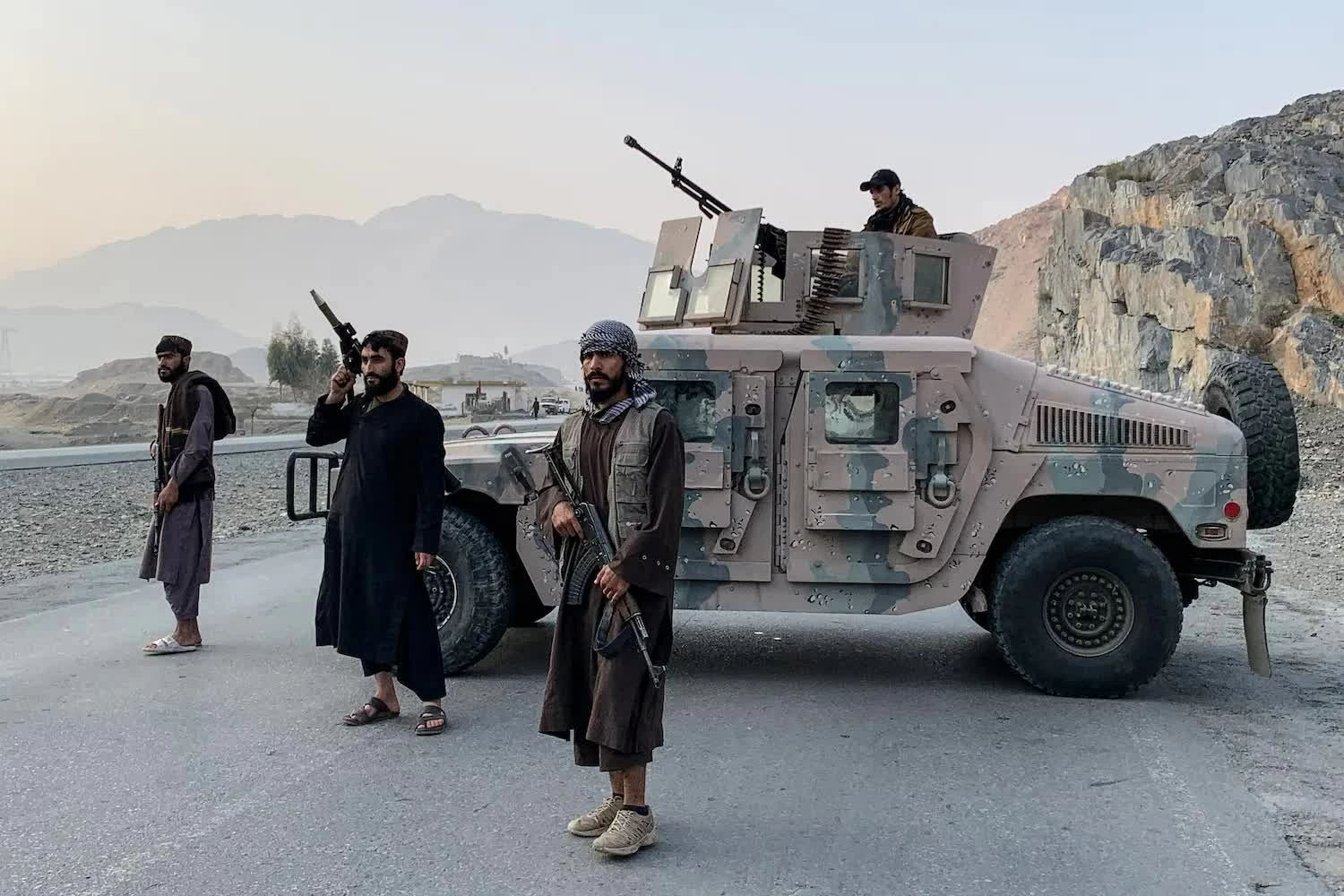 Afghanistan-Pakistan trong trạng thái leo thang mới