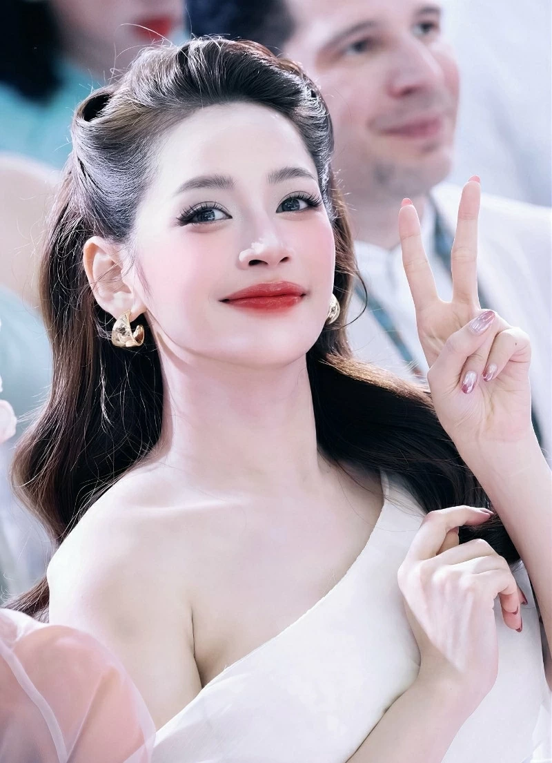 Sao Việt:
