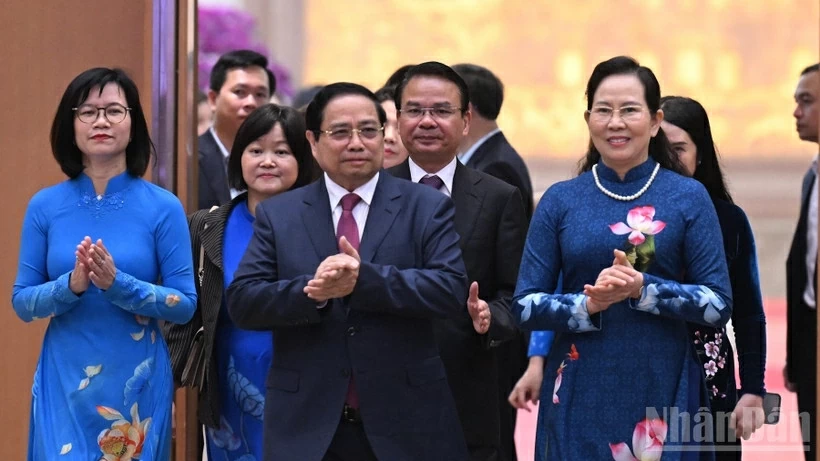 Phát huy vai trò của đội ngũ trí thức nữ trong giai đoạn phát triển mới