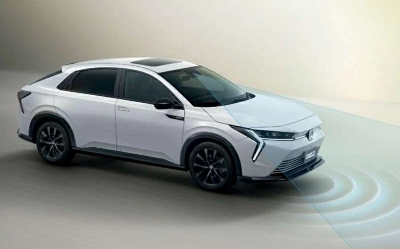 Honda e:N2 tích hợp gói công nghệ hỗ trợ lái Honda Sensing với nhiều tính năng hiện đại. Honda e:N2 tích hợp gói công nghệ hỗ trợ lái Honda Sensing với nhiều tính năng hiện đại.