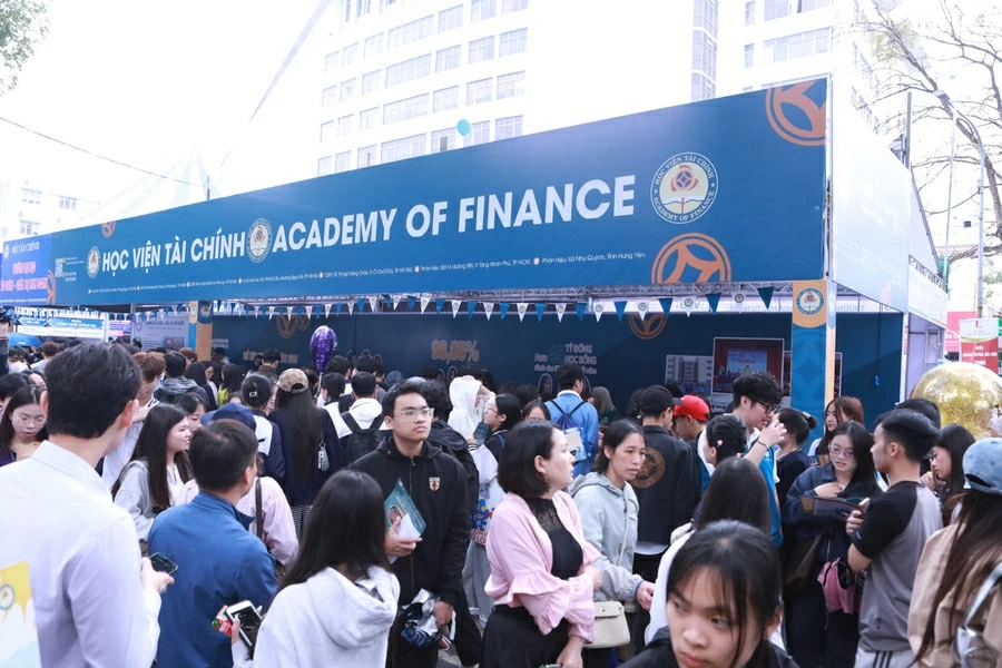 Ngành kinh tế-tài chính trước làn sóng chuyển đổi số: Cơ hội mới cho nguồn nhân lực chất lượng cao