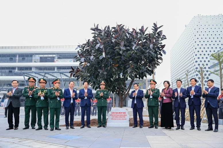 Phát huy tinh thần tự lực, tự cường, tự chủ phát triển công nghiệp quốc phòng