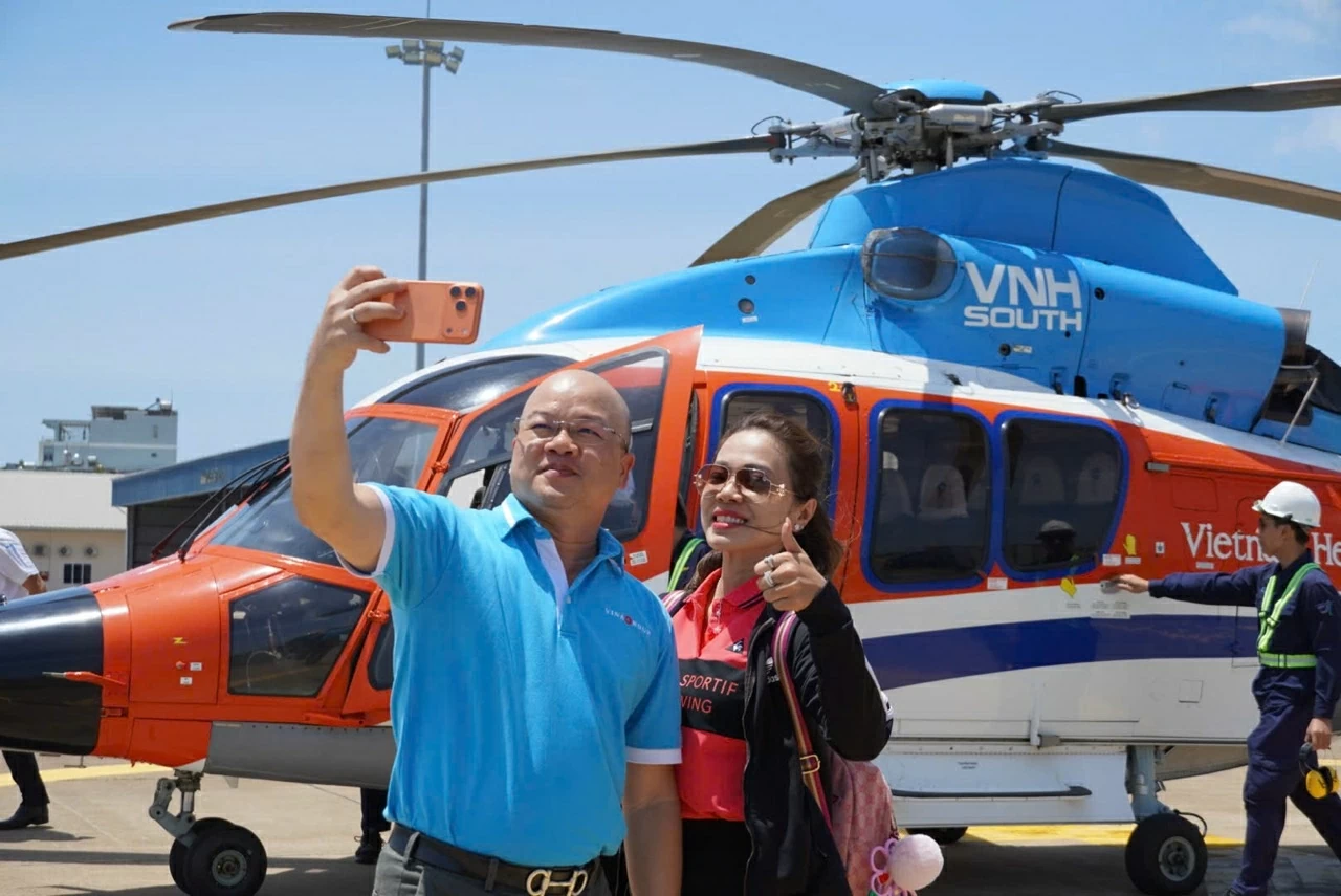 Trải nghiệm tour trực thăng ngắm TP.HCM và Vũng Tàu từ trên cao