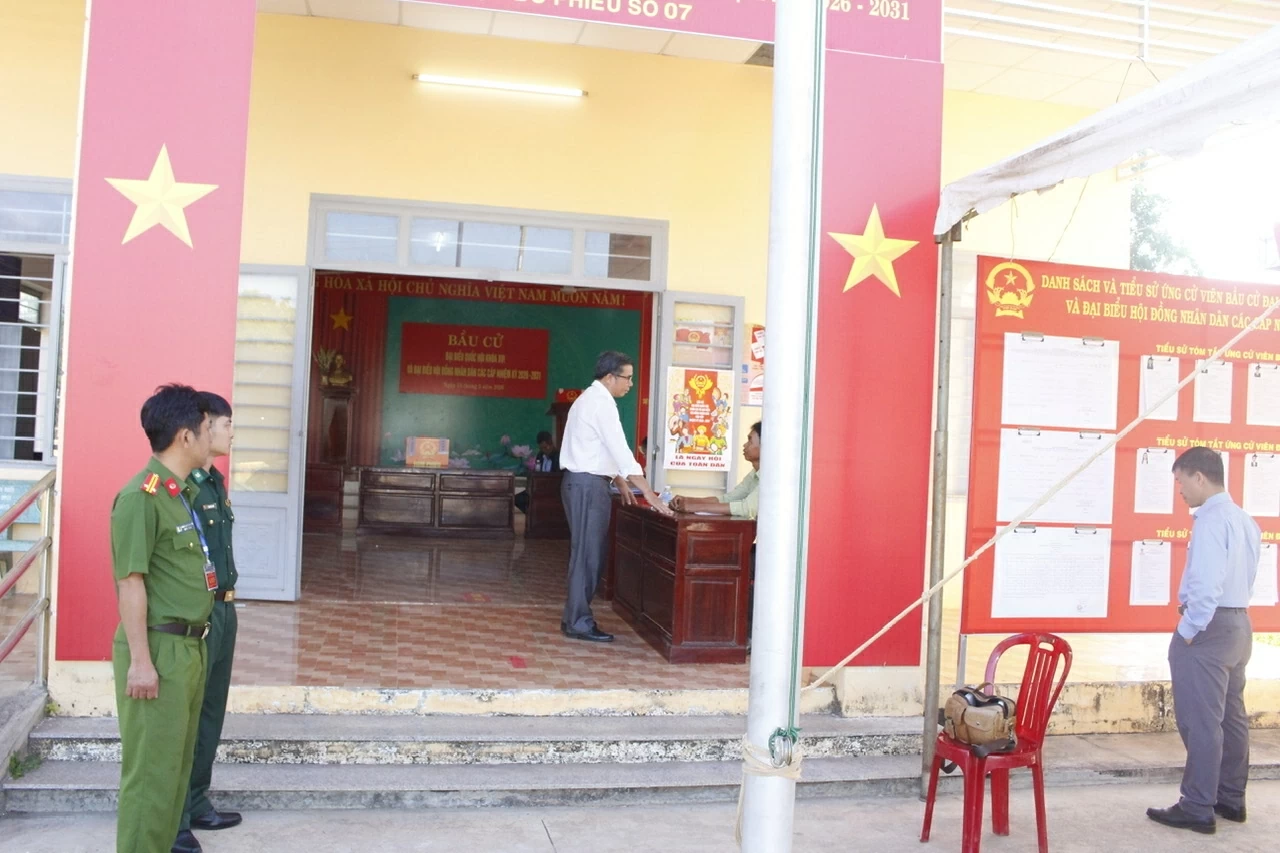 Tỉnh Đồng Nai: Rộn ràng ngày hội bầu cử tại ấp 7, xã Lộc Thạnh