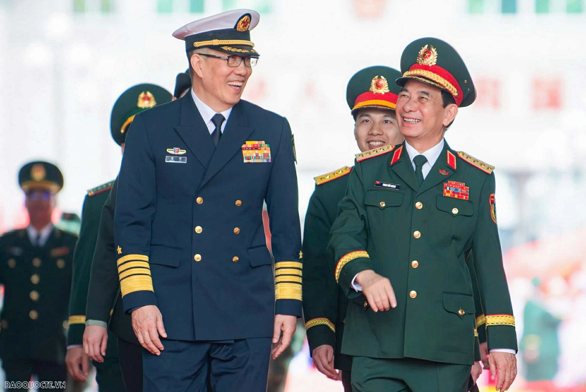 Bộ trưởng Quốc phòng Việt Nam-Trung Quốc gặp nhau tại biên giới