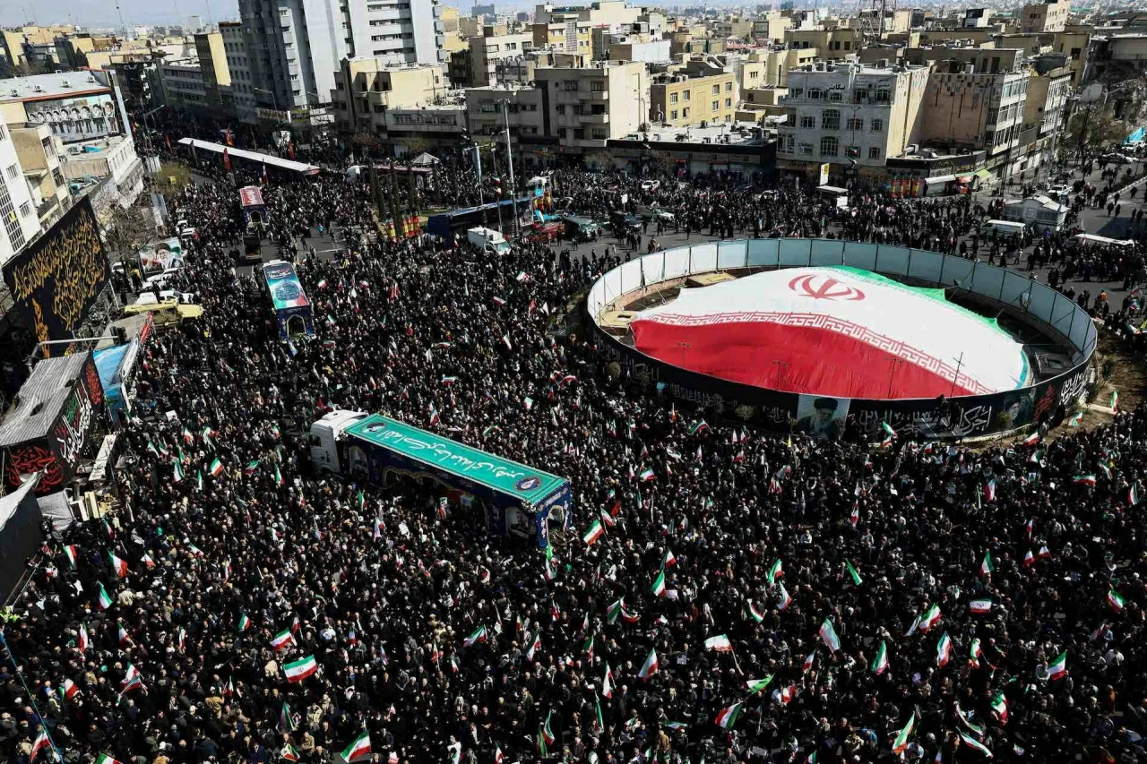Cáo buộc Israel tấn công mỏ khí, Iran phóng tên lửa vào các cơ sở năng lượng tại Qatar và Saudi Arabia