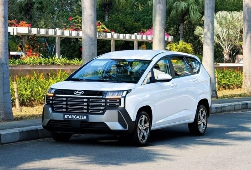 Phần đầu Stargazer 2026 được làm lại mạnh mẽ hơn, lấy cảm hứng từ “đàn anh” Hyundai Palisade. Phần đầu Stargazer 2026 được làm lại mạnh mẽ hơn, lấy cảm hứng từ “đàn anh” Hyundai Palisade.