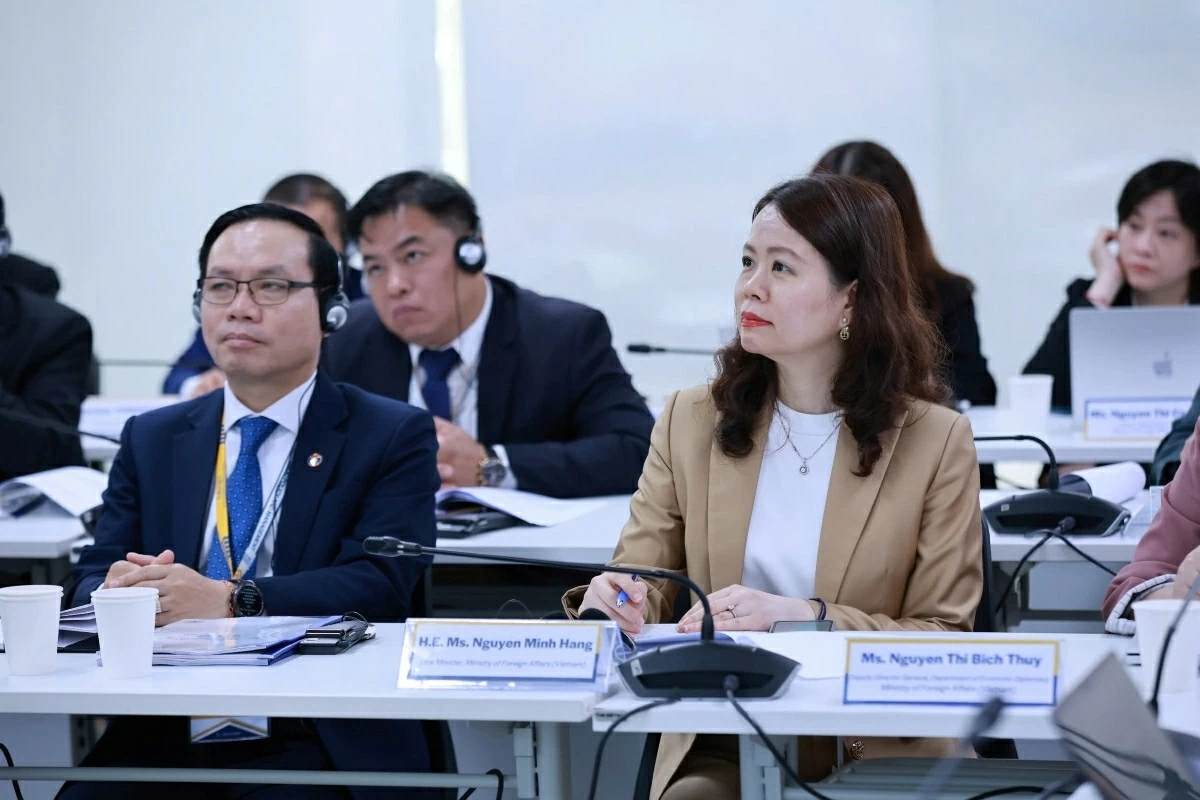 Thứ trưởng Bộ Ngoại giao Nguyễn Minh Hằng: Tăng cường chia sẻ kinh nghiệm phát triển giữa Việt Nam-Lào. (Nguồn: Sở Ngoại vụ thành phố Hồ Chí Minh)