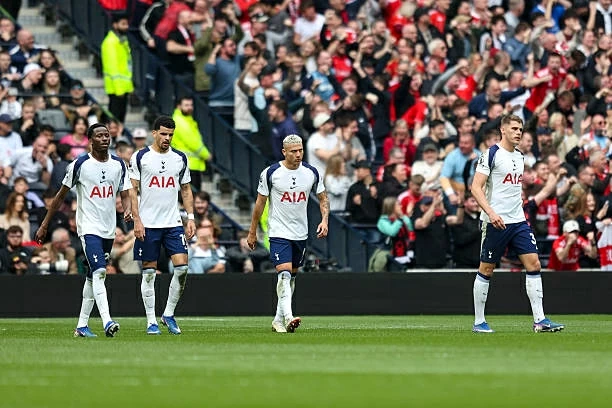 Thua Nottingham 0-3, Tottenham rơi vào tình thế nguy hiểm. (Nguồn: Getty Images)