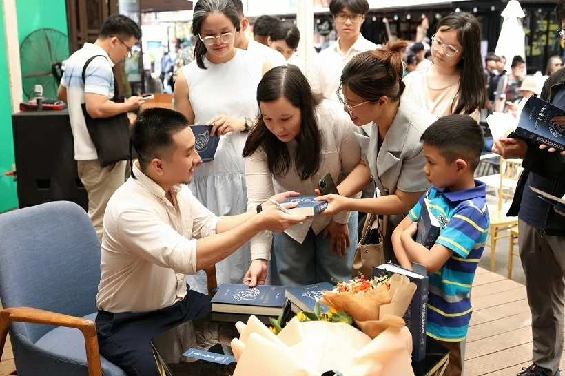 Hành trình tìm về cội nguồn từ một trải nghiệm sống Hành trình tìm về cội nguồn từ một trải nghiệm sống