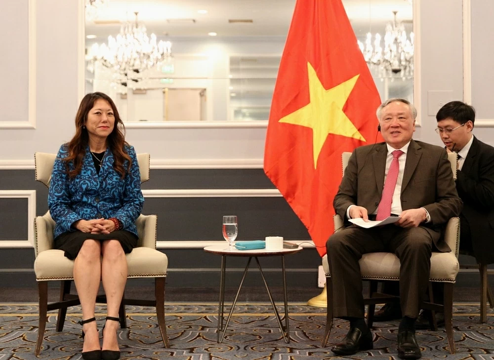 Phó Thủ tướng Thường trực Chính phủ Nguyễn Hòa Bình