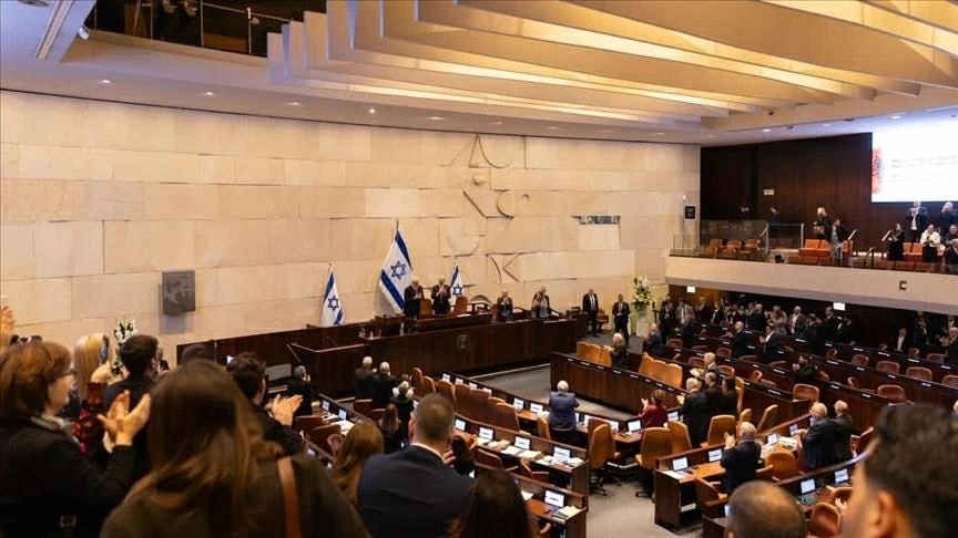 Quốc hội Israel thông qua ngân sách quốc phòng kỷ lục, chi tiền mua hàng chục nghìn đạn pháo giữa xung đột với Iran