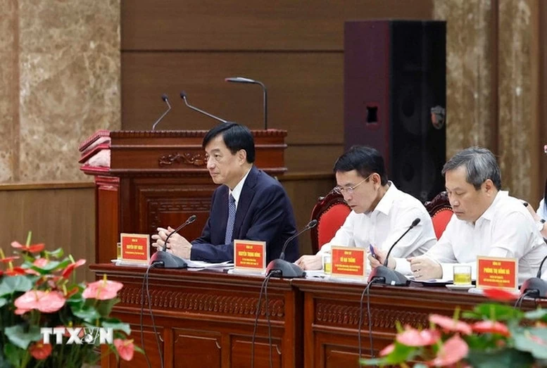 Ban Thường vụ Thành ủy Hà Nội tham dự Hội nghị - Ảnh: TTXVN