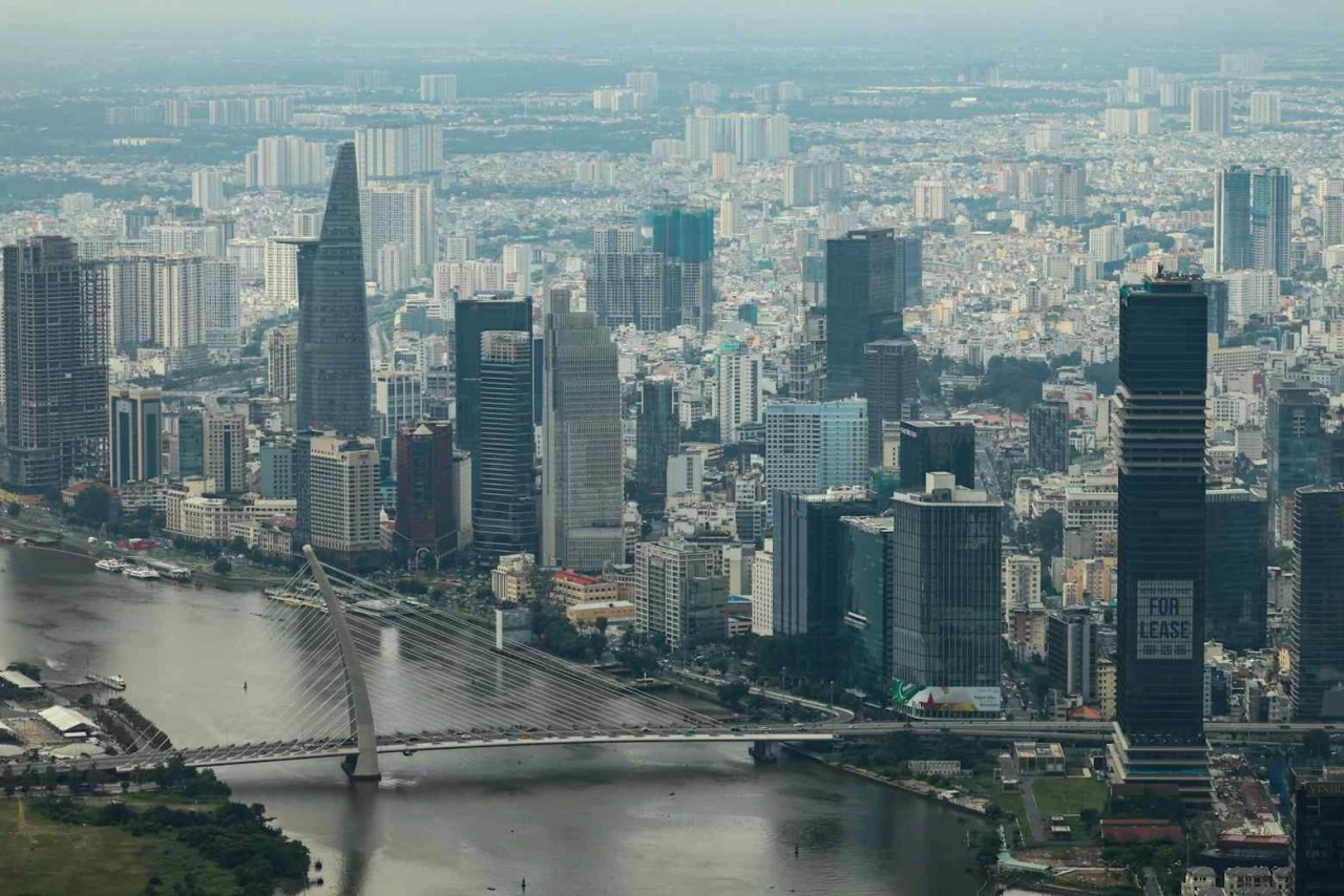 Việt Nam trong dòng chảy số hóa và xanh hóa