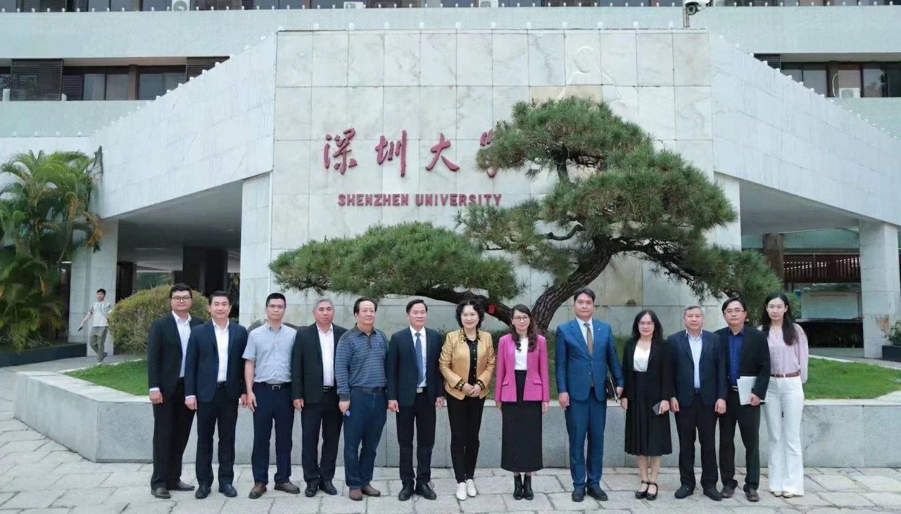 Thúc đẩy hợp tác giáo dục và khoa học-công nghệ giữa Đại học Quốc gia TP.Hồ Chí Minh và Đại học Thâm Quyến (Trung Quốc) Thúc đẩy hợp tác giáo dục và khoa học-công nghệ giữa Đại học Quốc gia TP.Hồ Chí Minh và Đại học Thâm Quyến (Trung Quốc)
