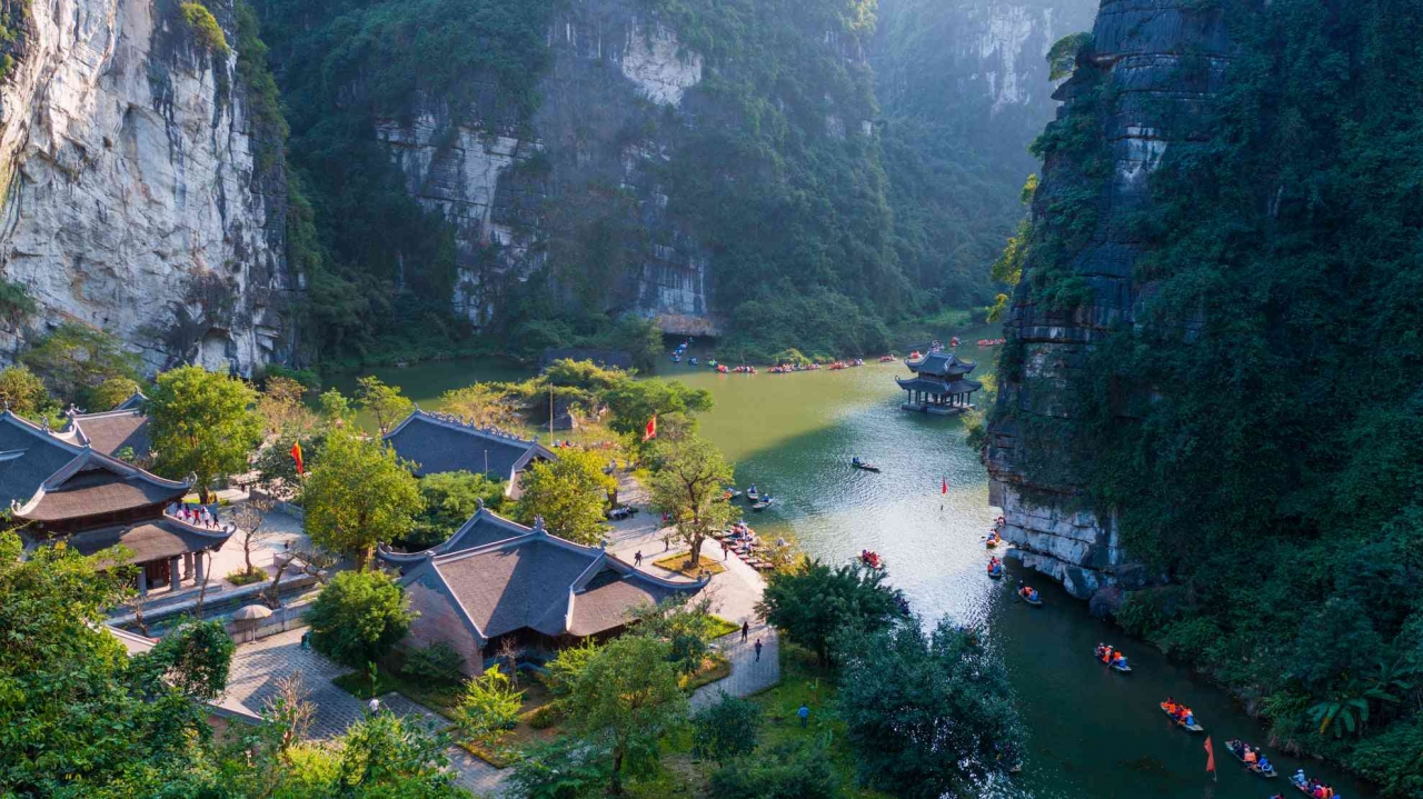 Du lịch ngắn ngày: Xu hướng 'đi trốn cuối tuần' của giới trẻ