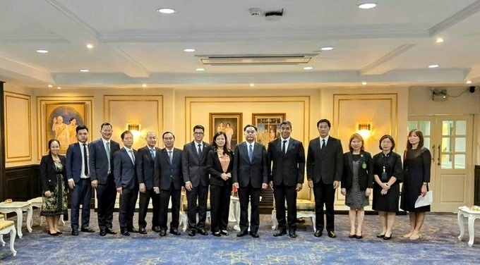Làm sâu sắc hơn quan hệ hợp tác giữa TP. Hồ Chí Minh và Thủ đô Bangkok Làm sâu sắc hơn quan hệ hợp tác giữa TP. Hồ Chí Minh và Thủ đô Bangkok