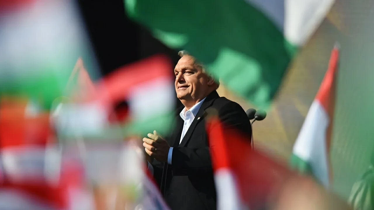 Thủ tướng Hungary Viktor Orban bước vào cuộc bầu cử then chốt, đối mặt thách thức lớn nhất sau nhiều năm cầm quyền. (Nguồn: The Economists)