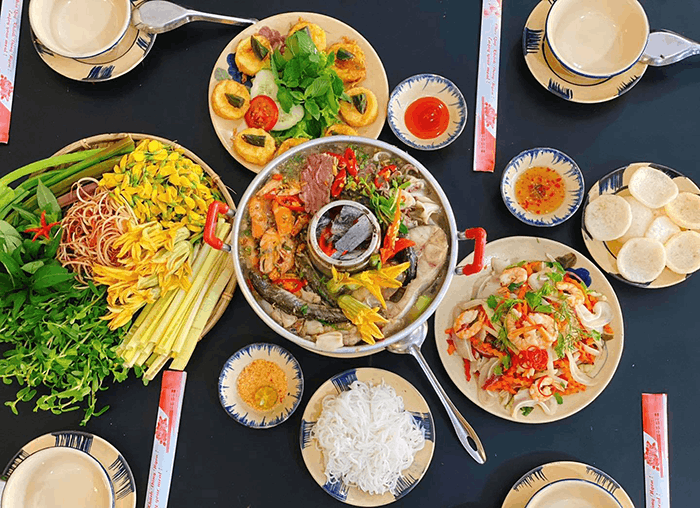 Đến Việt Nam, để vị giác viết nên cuốn nhật ký hành trình