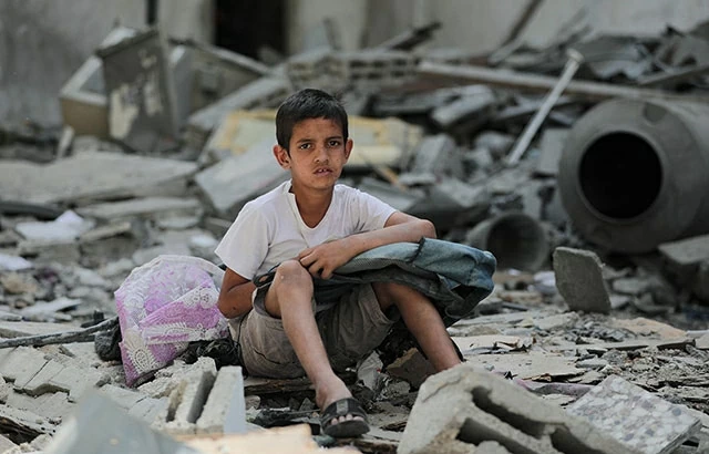 32.8C. Nỗ lực bứt phá về Gaza